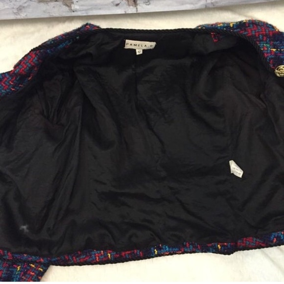 Pamela B plaid vintage blazer with gold buttons - Picture 7 of 9